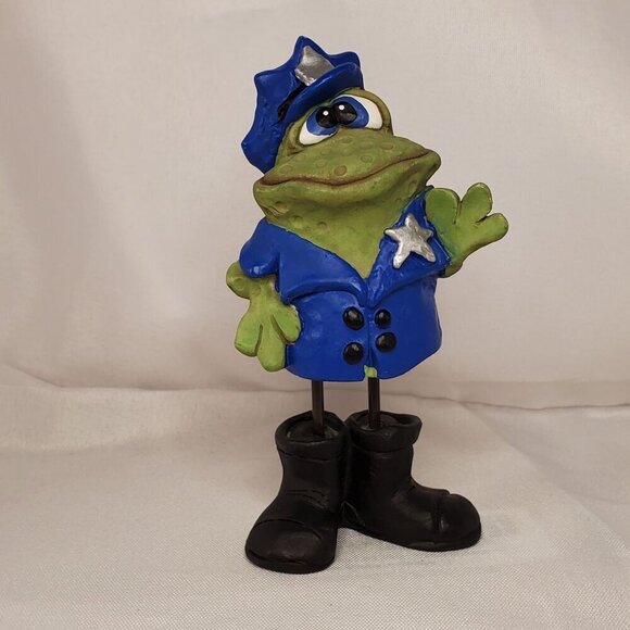 Russ Berrie Frog Cop from the Teenie Countrykins series By Kathleen Kelly - Picture 2 of 10